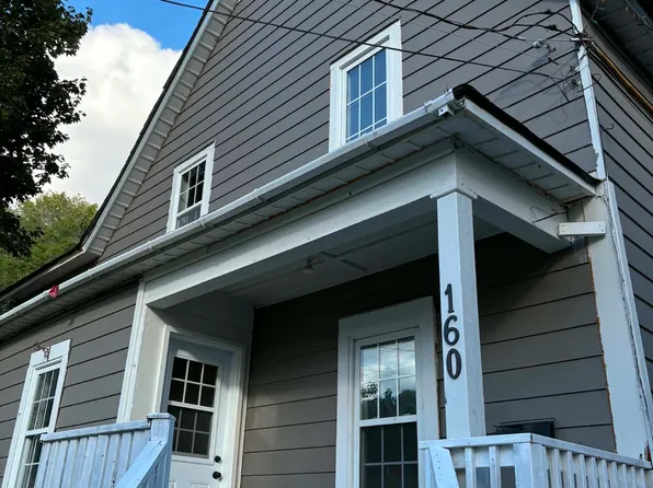 160 Saint Marys St, Fredericton, NB E3A 2R9