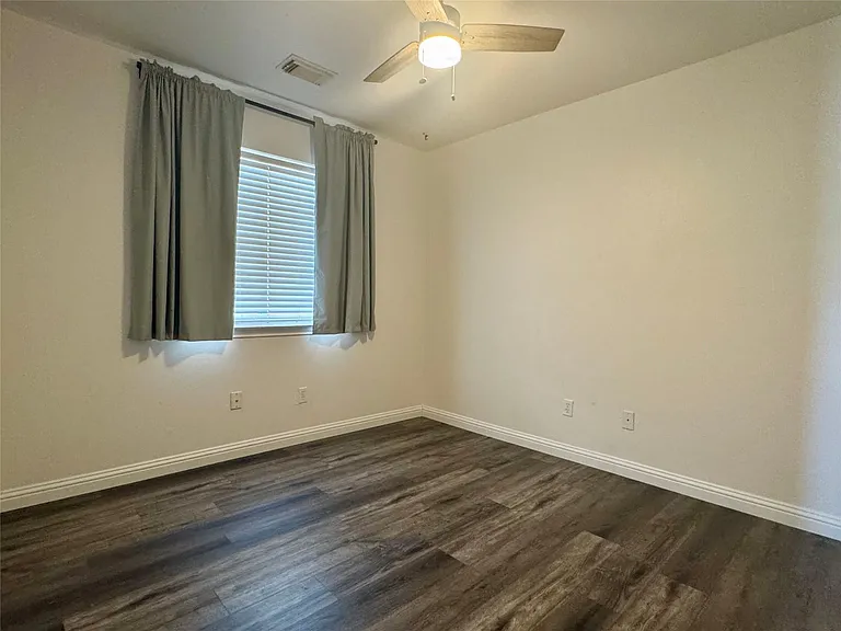 5615 Taylorcrest Dr — Photo 7