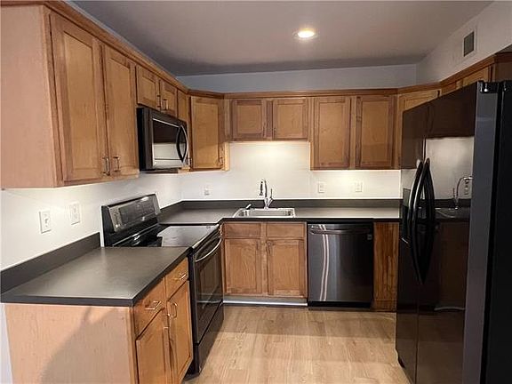2nd image of 1233 Esplanade Ave APT 2