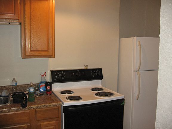 5th image of 156 W Main St #3