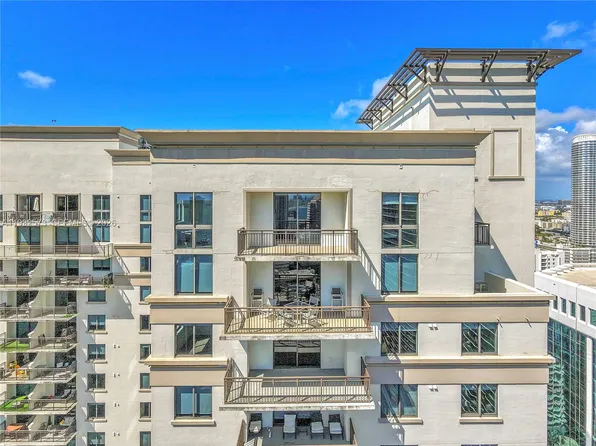 999 SW 1st Ave Ph Uph12, Miami, FL 33130