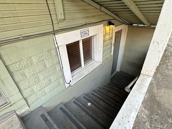 4th image of 1154 Warner St #2B-1BA