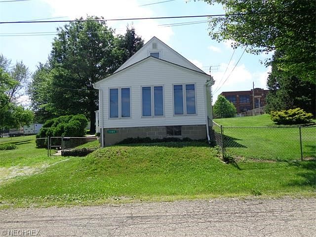 1st image of 1582 Martha Ave