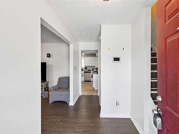 3rd image of 383 Brookfield Way