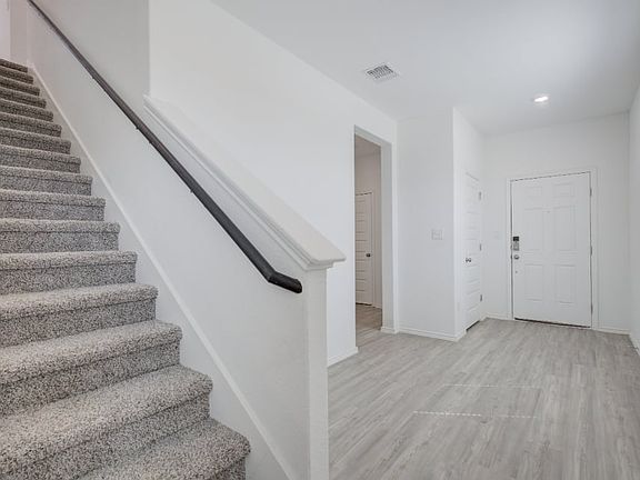 4th image of 2516 Windle Ln