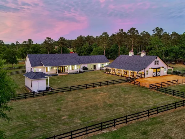 230 Meadows Ridge Ct, Aiken, SC 29803