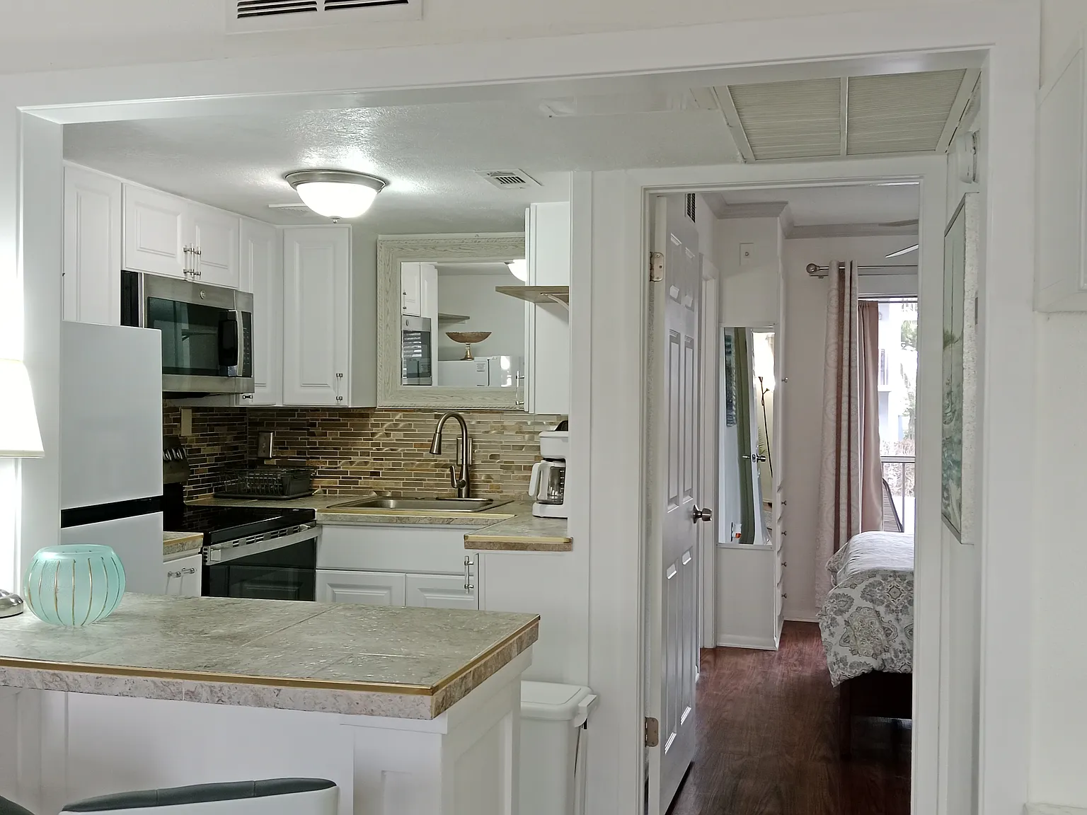 131 Water Front Way — Photo 4