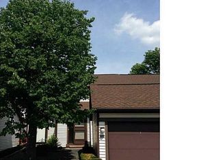 506 Charlesgate Cir, East Amherst, NY 14051