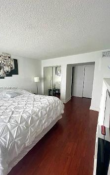 5th image of 7928 West Dr #921