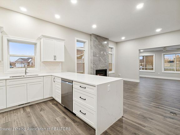 5th image of 194 Vansickle Dr #47