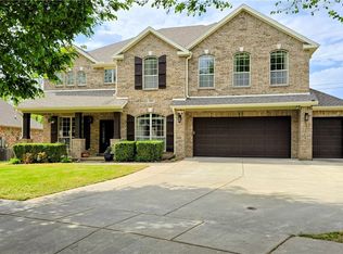 1661 S Coopers Cove St, Fayetteville, AR 72703