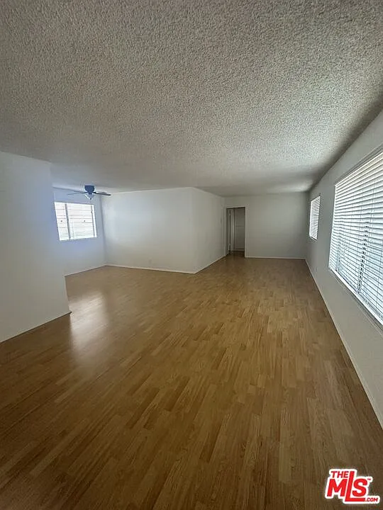 1 bed, 1.0 bath, 800 sqft, $2,295 — Photo 3