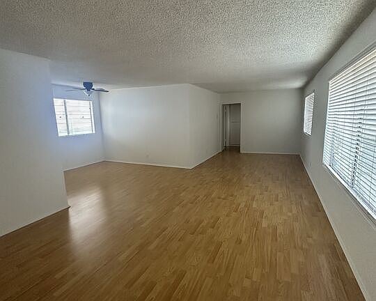 3rd image of 11525 Rochester Ave APT 201