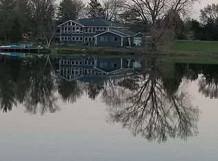 1454 Lake Santa Fe Dr, Metamora, IL 61548