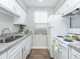 Royal Wildewood Manor Apartments