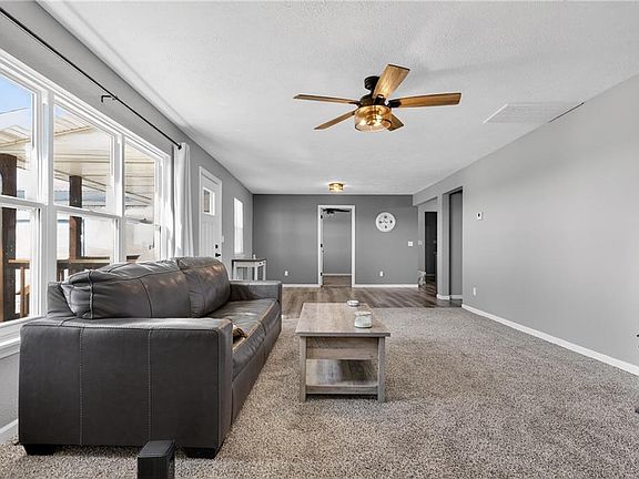 4th image of 13388 S 1588th Rd