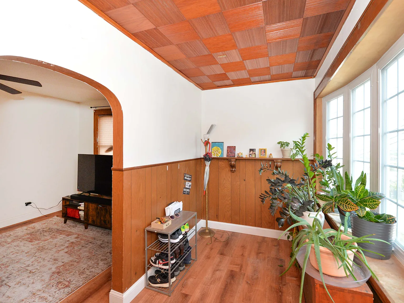 3 bed, 1197 sqft, $3,100 — Photo 3