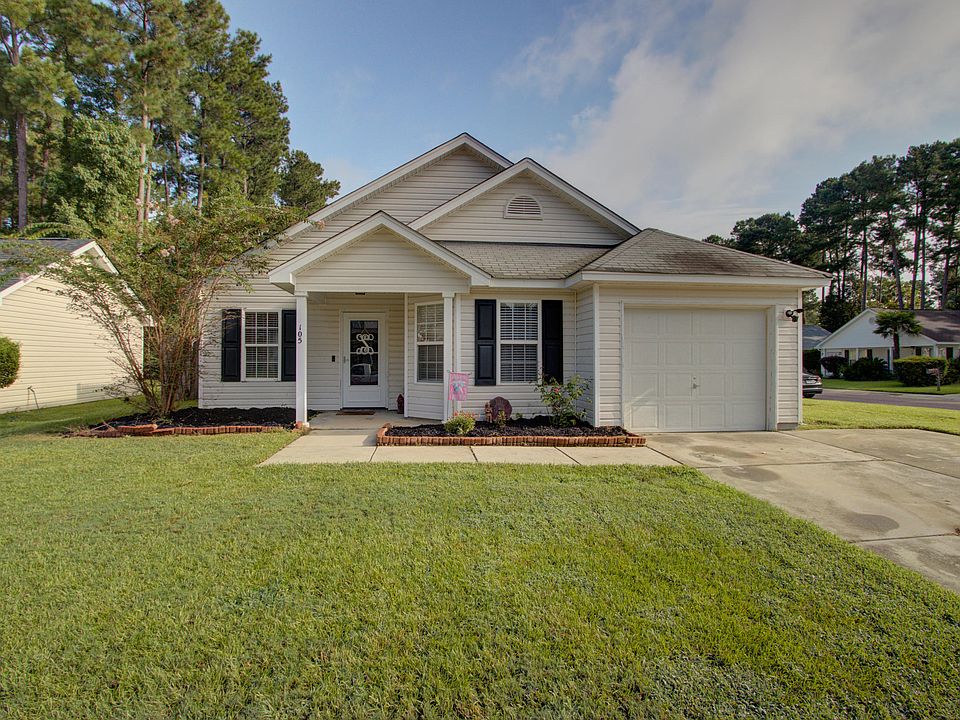 1st image of 105 Yorkshire Dr