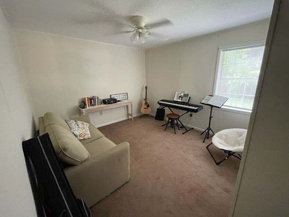 1st image of 106 Camellia St #3