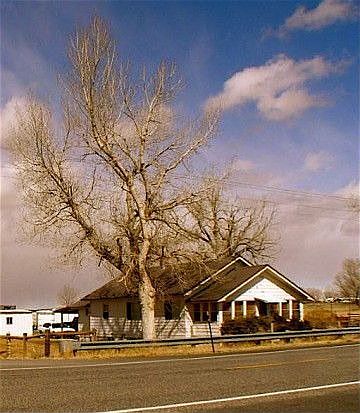 2nd image of 1890 Missouri Valley Rd