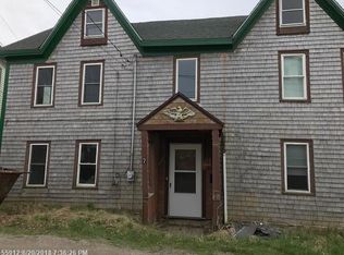 7 Water St, Eastport, ME 04631