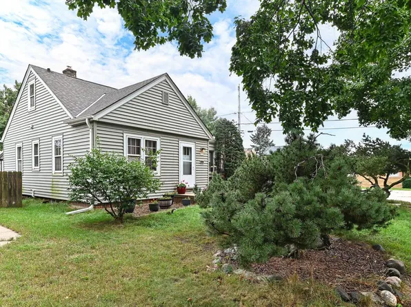 3852 S 5th STREET, Milwaukee, WI 53207