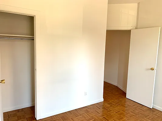 Rented by Compass | media 12