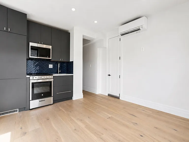371 Broome St #20 — Photo 5