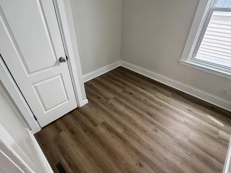 2410 Campbell Ave #1 — Photo 8
