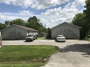 1420 W Webster St, Springfield, MO 65802