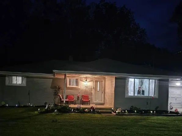 1615 Sample Rd, Oxford, OH 45056