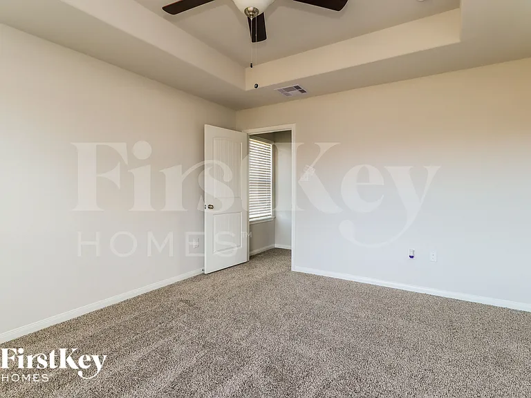 14705 Country Club Dr — Photo 10
