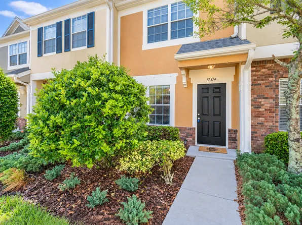 12314 Berkeley Square Dr, Tampa, FL 33626