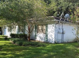 13510 Greenleaf Dr, Tampa, FL 33613