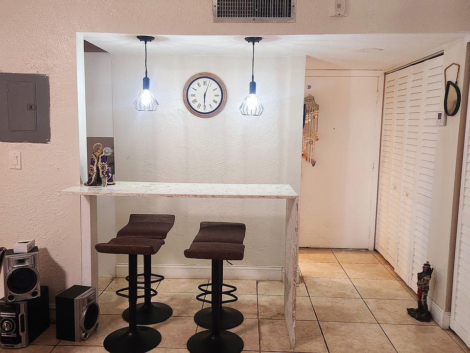 1st image of 10500 SW 108th Ave APT B214