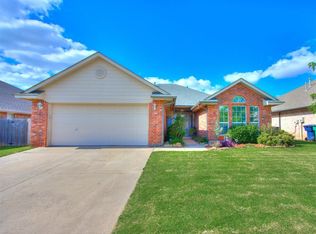 3233 SW 121st Ter, Oklahoma City, OK 73170