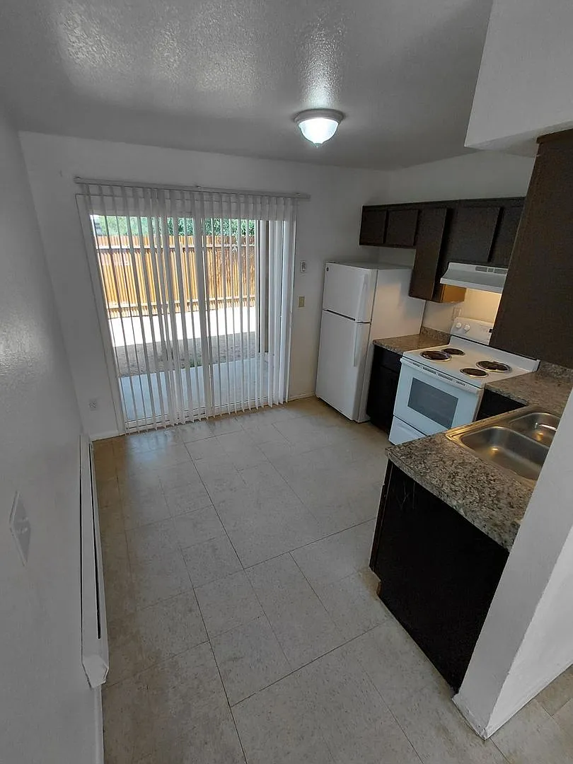 1360 E. Drexel Road — Photo 1