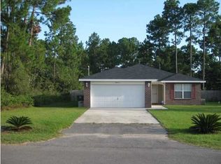 8401 Tavira St, Navarre, FL 32566