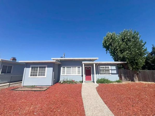 1449 Dakota Ave