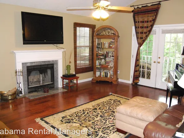 2710 Braelinn Pkwy, Helena, AL 35080
