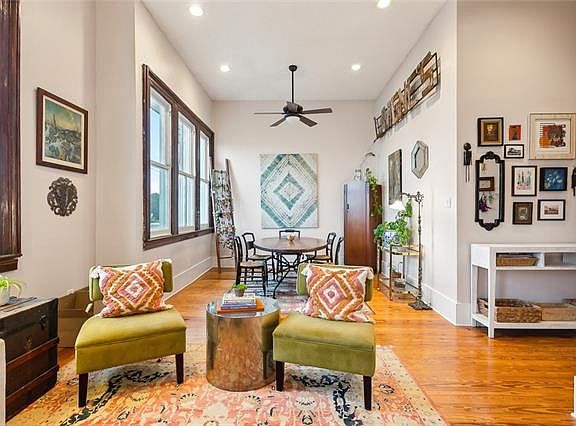 4th image of 4716 Annunciation St APT 3D