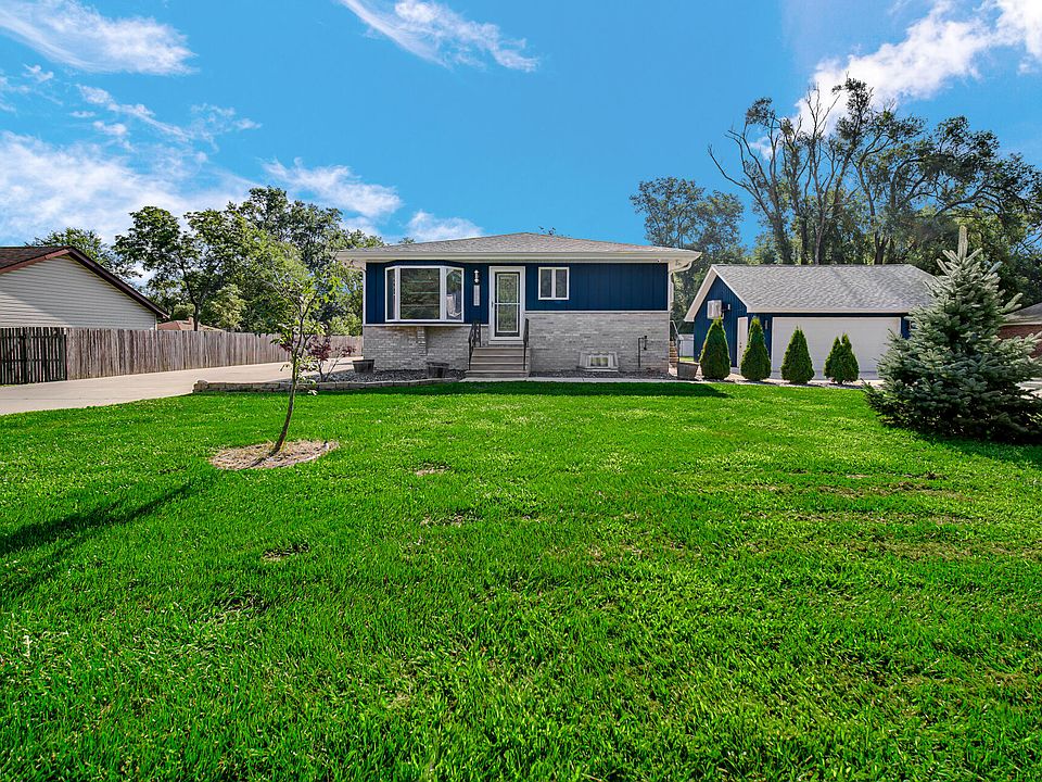 9131 Spring St, Highland, IN 46322 | Zillow