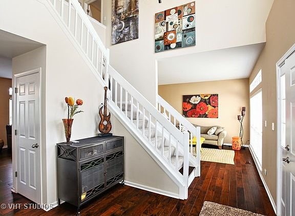 2nd image of 535 Waterford Dr