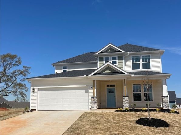 152 Ives Way, Piedmont, SC 29673