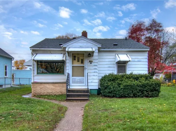 1214 Pershing Street, Eau Claire, WI 54703