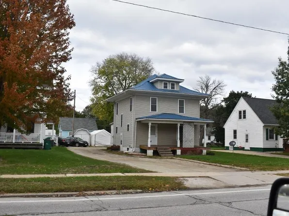 510 1st St W, Independence, IA 50644