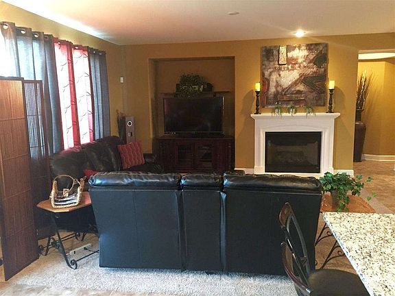 5th image of 2541 Ivory Ann Dr