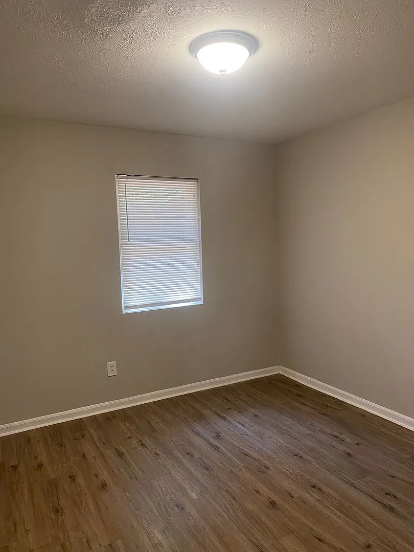 23rdSt505 — Photo 3