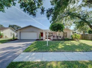 2351 Podocarpus Way, Clearwater, FL 33759