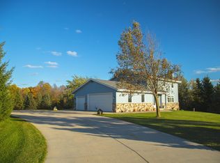 4477 Plantation Way, West Bend, WI 53090